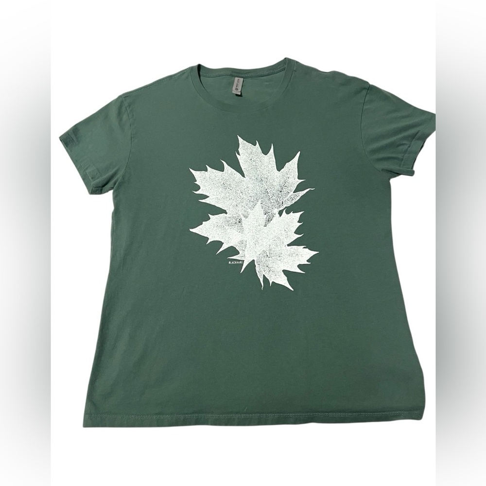 Blackhare Maple Leaf Print Women's Tee